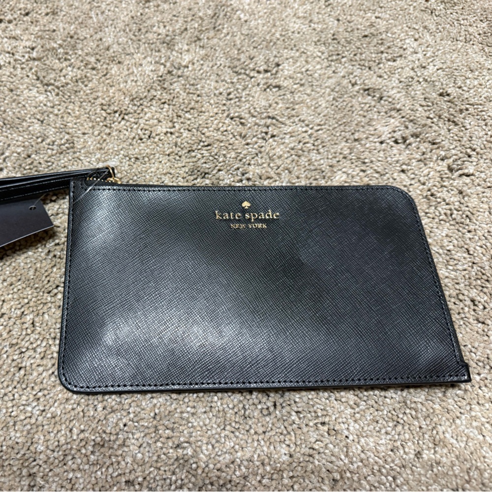 Black Kate Spade Saffiano Leather “Lucy” Medium Zip Wristlet – Brand New w/ Tags